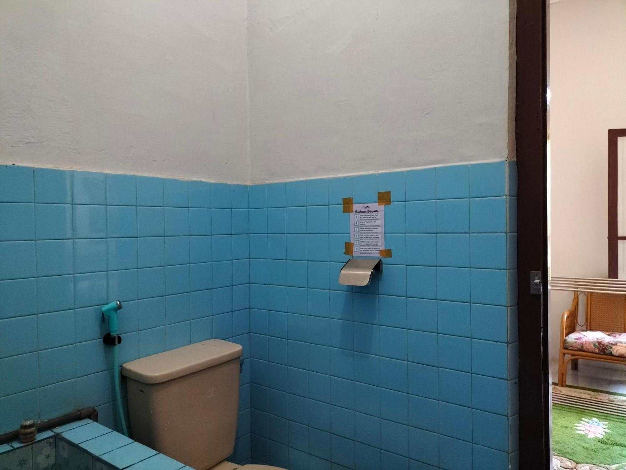 Brussels Homestay Balige Room photo